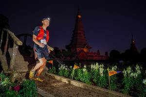 BIB: 251
                            <button type="button" onclick="openModal(19242715)" class="btn btn-primary btn-sm float-right btn-popup" data-toggle="modal" data-target=".modal-high-quality">
                        <i class="fas fa-shopping-cart"></i> Add to Cart
                    </button>
                                            <button type="button" onclick="isThisMe(19242715, true)" class="btn btn-success btn-sm float-right btn-popup btn-isme hidden" data-toggle="tooltip" data-placement="bottom" title="นี่คือรูปของคุณใช่ไหม คลิกที่นี่เพื่อเอาเข้าอัลบั้ม">
                        <i class="fas fa-plus"></i> Add to album
                    </button>
                    <button type="button" onclick="isThisMe(19242715, false)" class="btn btn-warning btn-sm float-right btn-popup btn-isnotme hidden">
                        <i class="fas fa-ban"></i> Remove from album
                    </button>